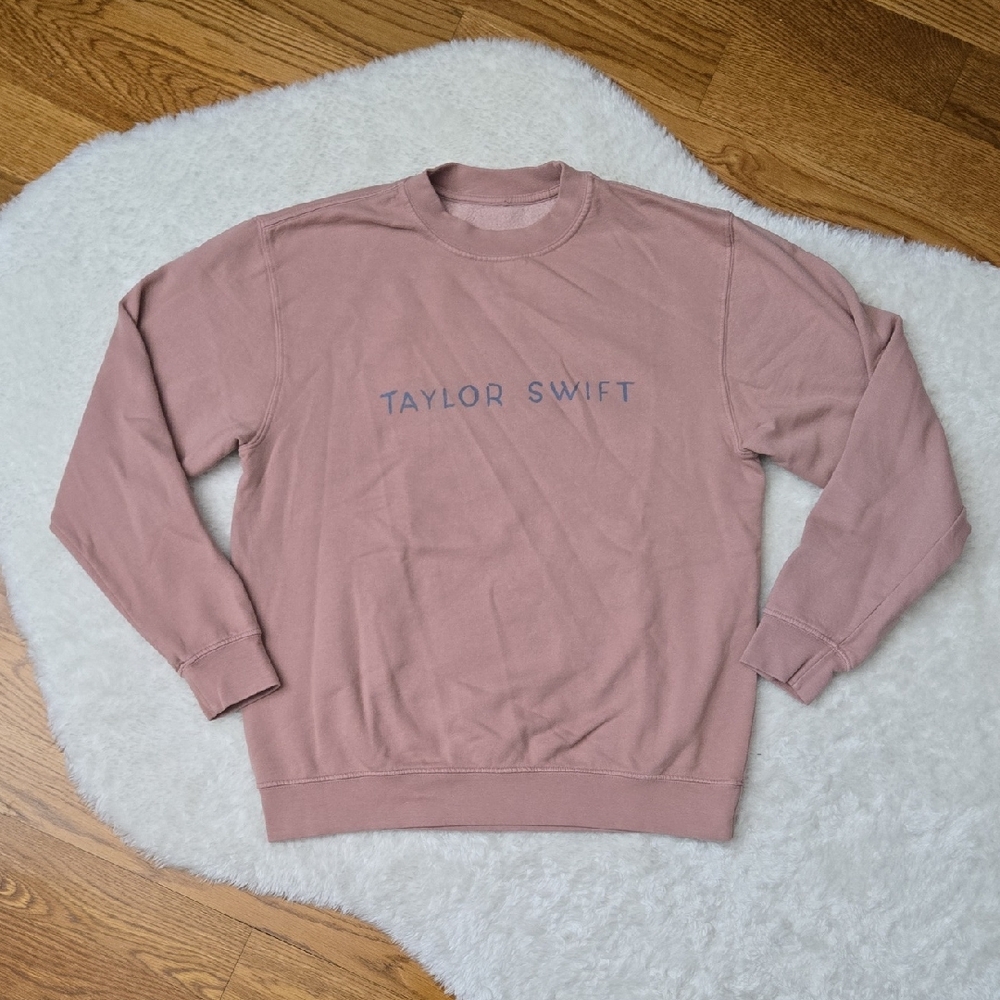 Taylor Swift 1989 Crewneck Sweatshirt, Womens Medium